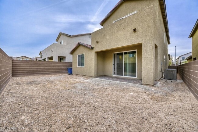 Building Photo - 6848 Stagehand Ave