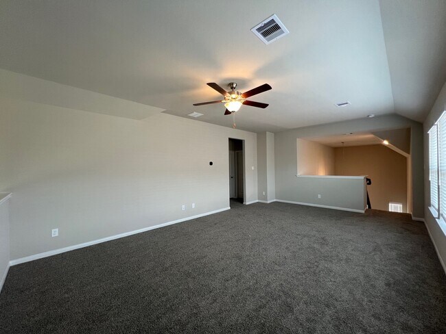 Building Photo - 8719 Arbor Trail Dr