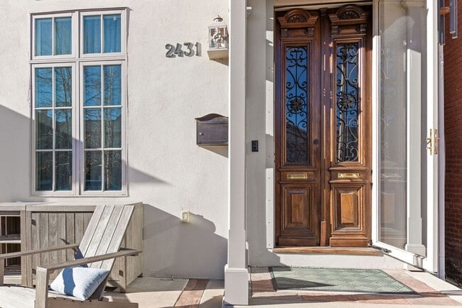 Building Photo - Stout Street 2 BDR at Curtis Park