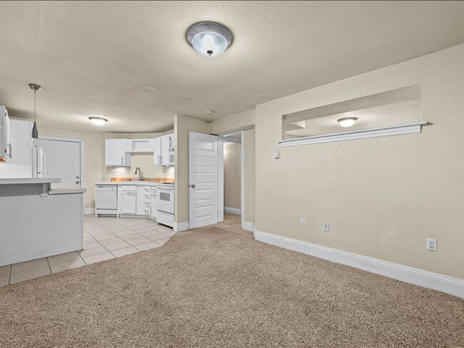 Building Photo - A 1 bed in the Heart of Five Points