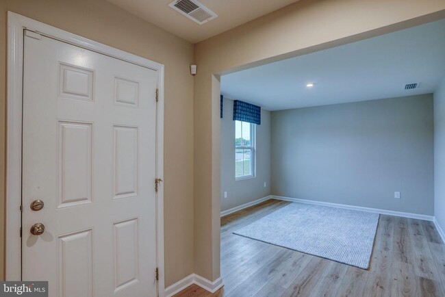 Building Photo - 99 Galena Rd