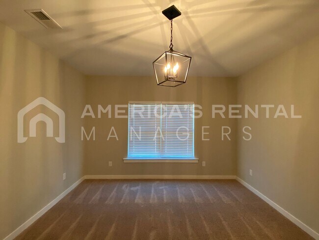 Building Photo - DEPOSIT PENDING! MOVE IN SPECIAL!! Home for Rent in Jasper, AL!!! AVAILABLE NOW!! Sign a 13 Month...