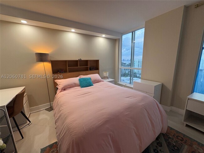 Building Photo - 6767 Collins Ave