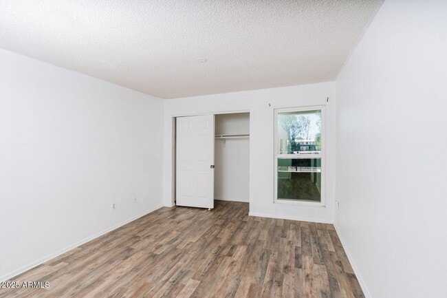 Building Photo - 2690 N 43rd Ave