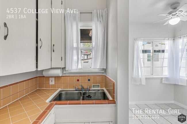 Building Photo - 4537 College View Ave