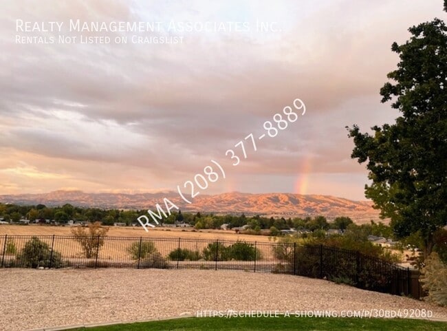 Building Photo - 2016 W Sunrise Rim Rd