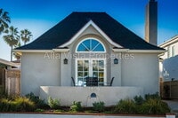 Building Photo - 5606 Dolphin Pl