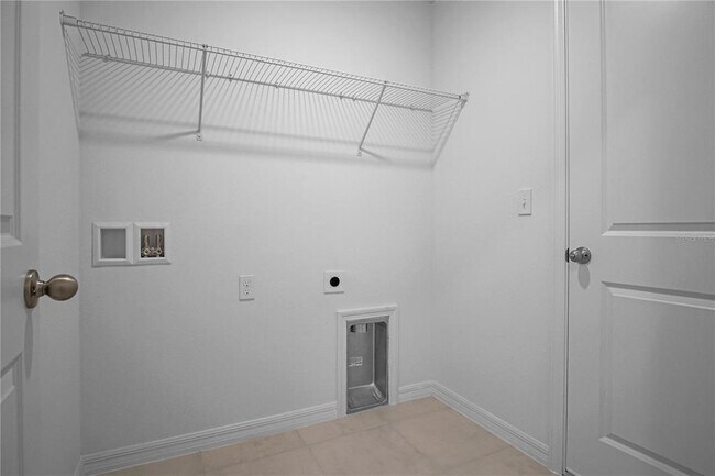 Building Photo - 2906 Lavanda Dr