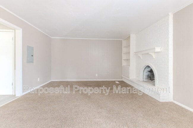 Building Photo - 6814 Lancer Ln