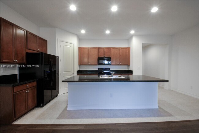 Building Photo - 106 SW 127th Terrace