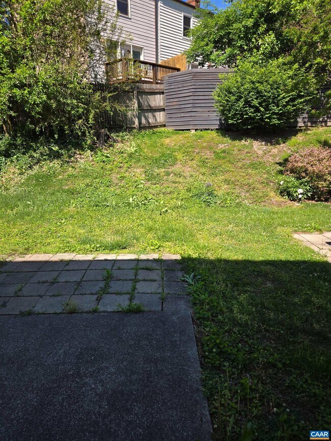 Building Photo - 1618 Townwood Ct