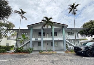 Building Photo - 10601 NW 45th St