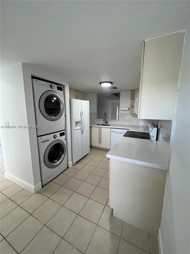 Building Photo - 12304 NW 10th Ln