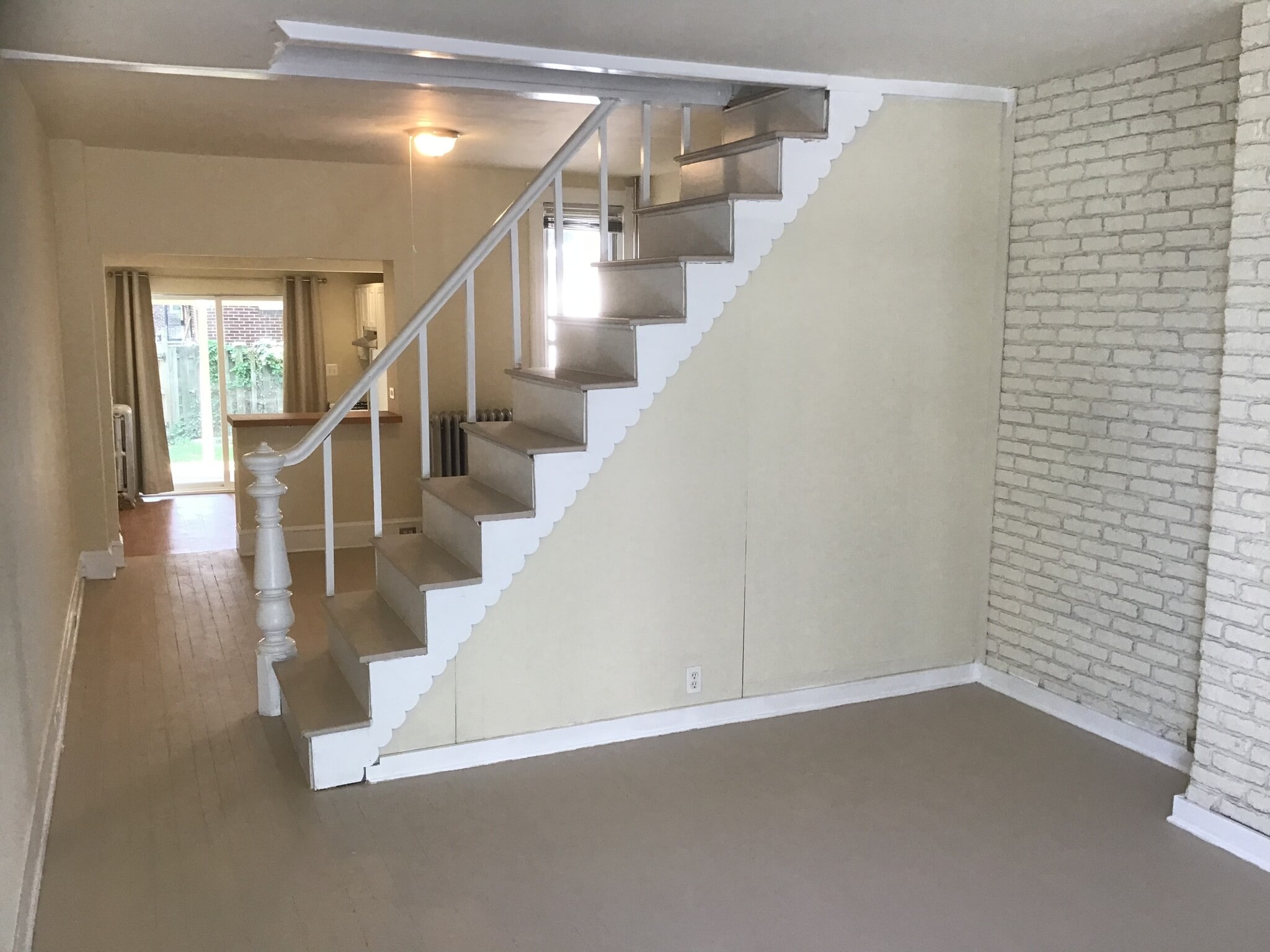 Living Room - 253 W 31st St