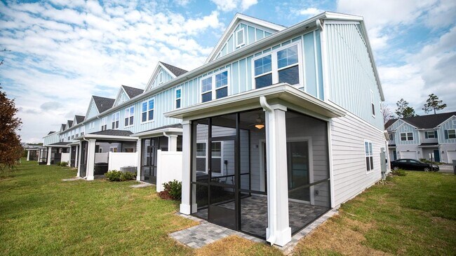 Building Photo - 133 Boracay Cir