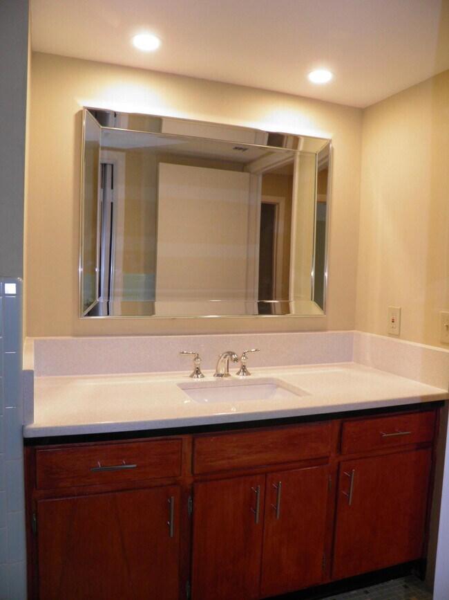 Building Photo - 632 Gap Creek Dr