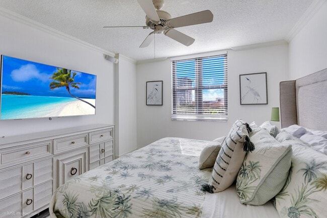 Building Photo - 651 Okeechobee Blvd