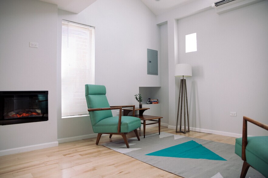 Building Photo - 3925 W Eddy St