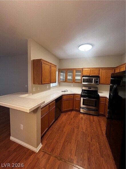 Building Photo - 1830 N Buffalo Dr