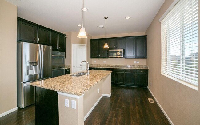 Building Photo - BEAUTIFUL HOME IN BANNING LEWIS RANCH!!!!!!