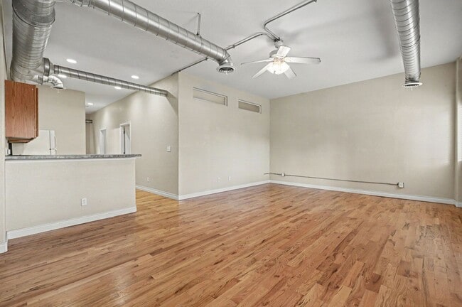 Building Photo - 5132 W 41st Ave