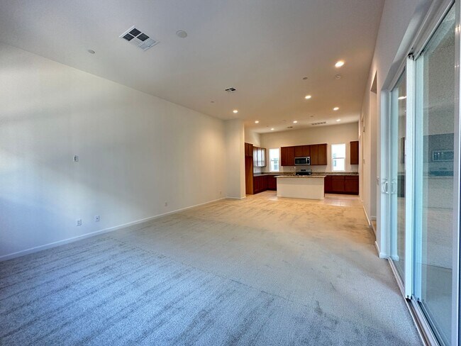 Building Photo - 3341 Esker Rdg Ave