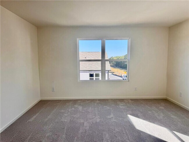 Building Photo - 323 Winton Wy