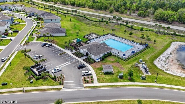 Building Photo - 11621 Savanna Lks Blvd