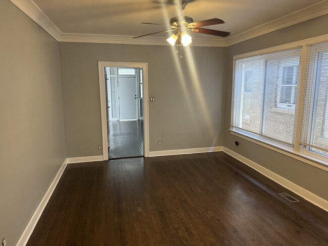 Building Photo - 7724 S Wolcott Ave