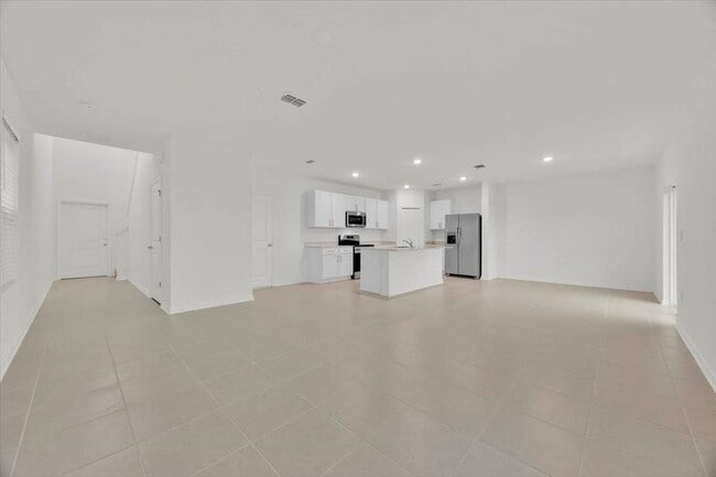 Building Photo - 3511 Kimbrough Dr