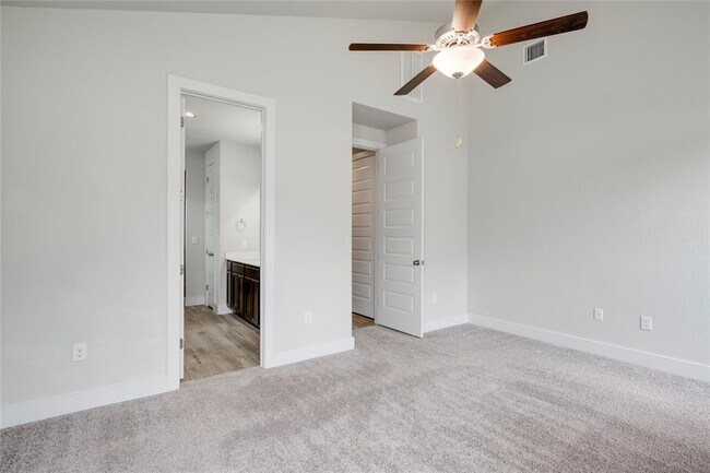 Building Photo - 11217 Charger Wy