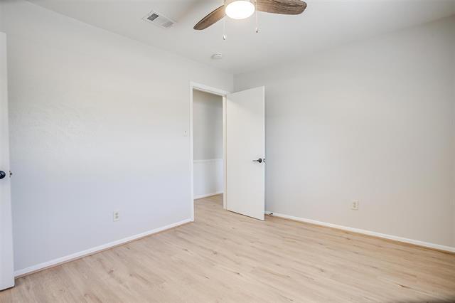 Building Photo - 4759 Fieldcrest Dr