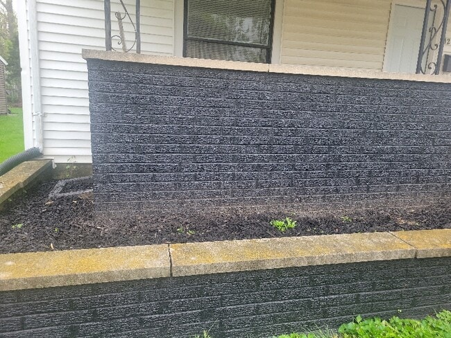 Building Photo - 1220 Hazel Ave