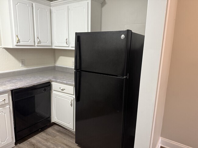 Building Photo - 83 Armstead Dr