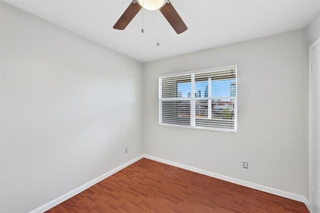 Building Photo - 1401 Olander St