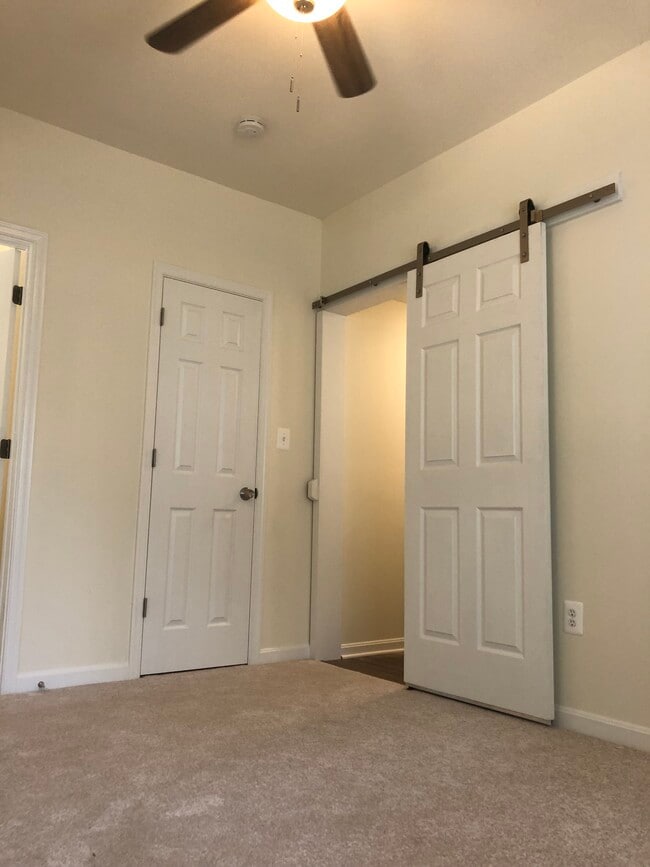 Building Photo - 9314 Madison Ave