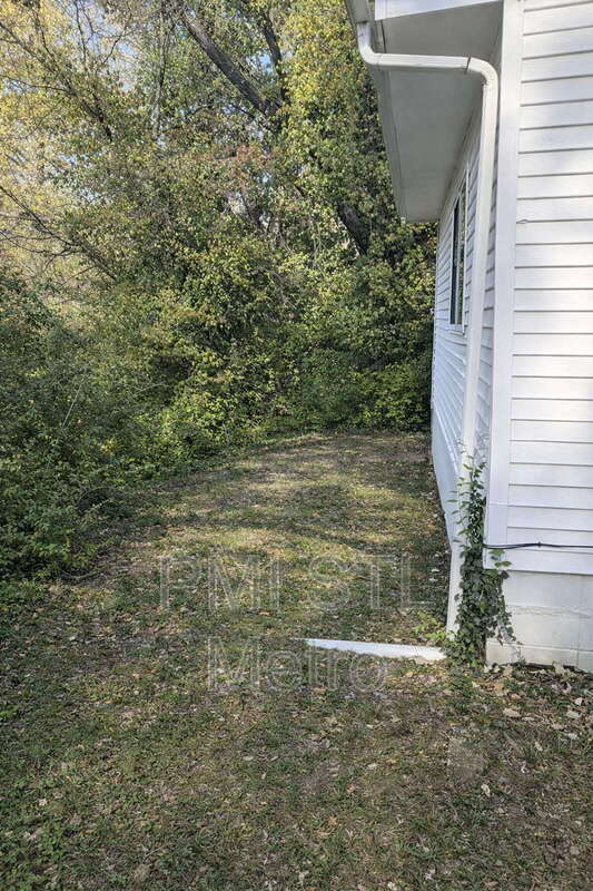 Building Photo - 705 Beardsley Ct