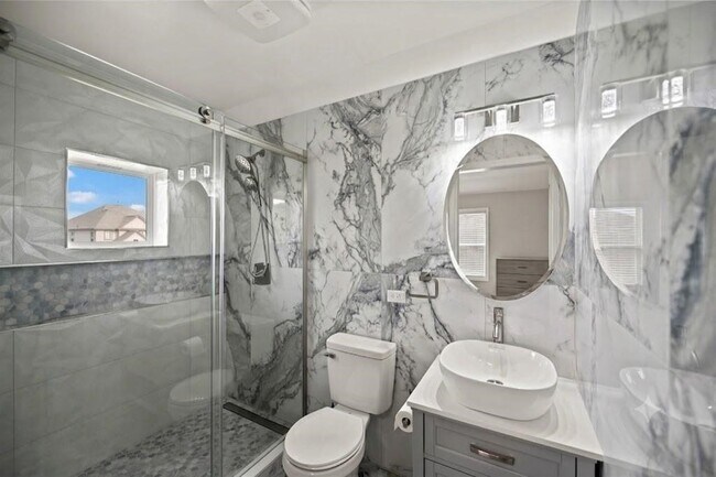 Building Photo - 2110 Artic Loon Dr