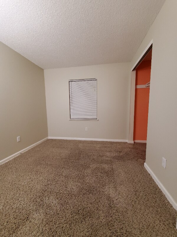 Building Photo - 11587 Gwynford Ln