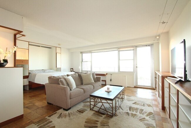 Building Photo - 151 Tremont St