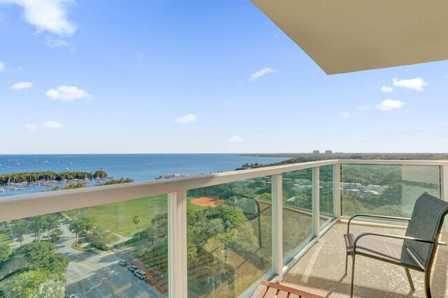 Building Photo - 2889 McFarlane Rd