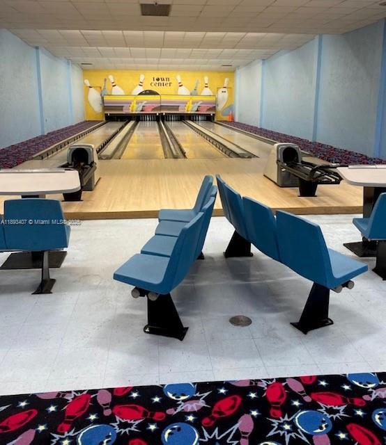 Building Photo - 16530 Royal Poinciana Ct