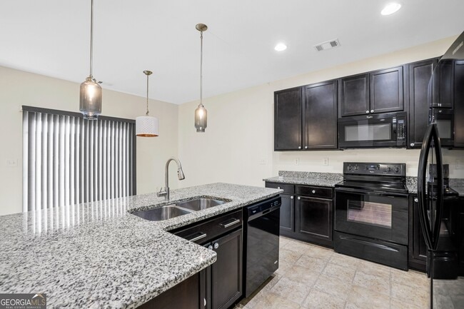 Building Photo - 1480 Avalon Creek Rd