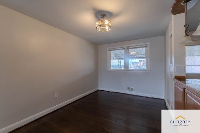 Building Photo - 5405 Moravia Rd