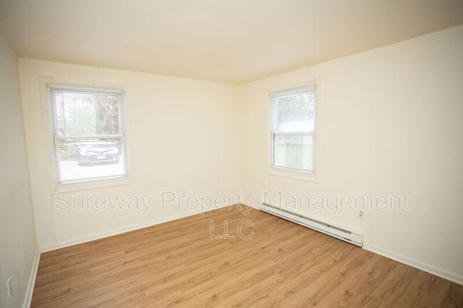 Building Photo - 13 Merion Terrace