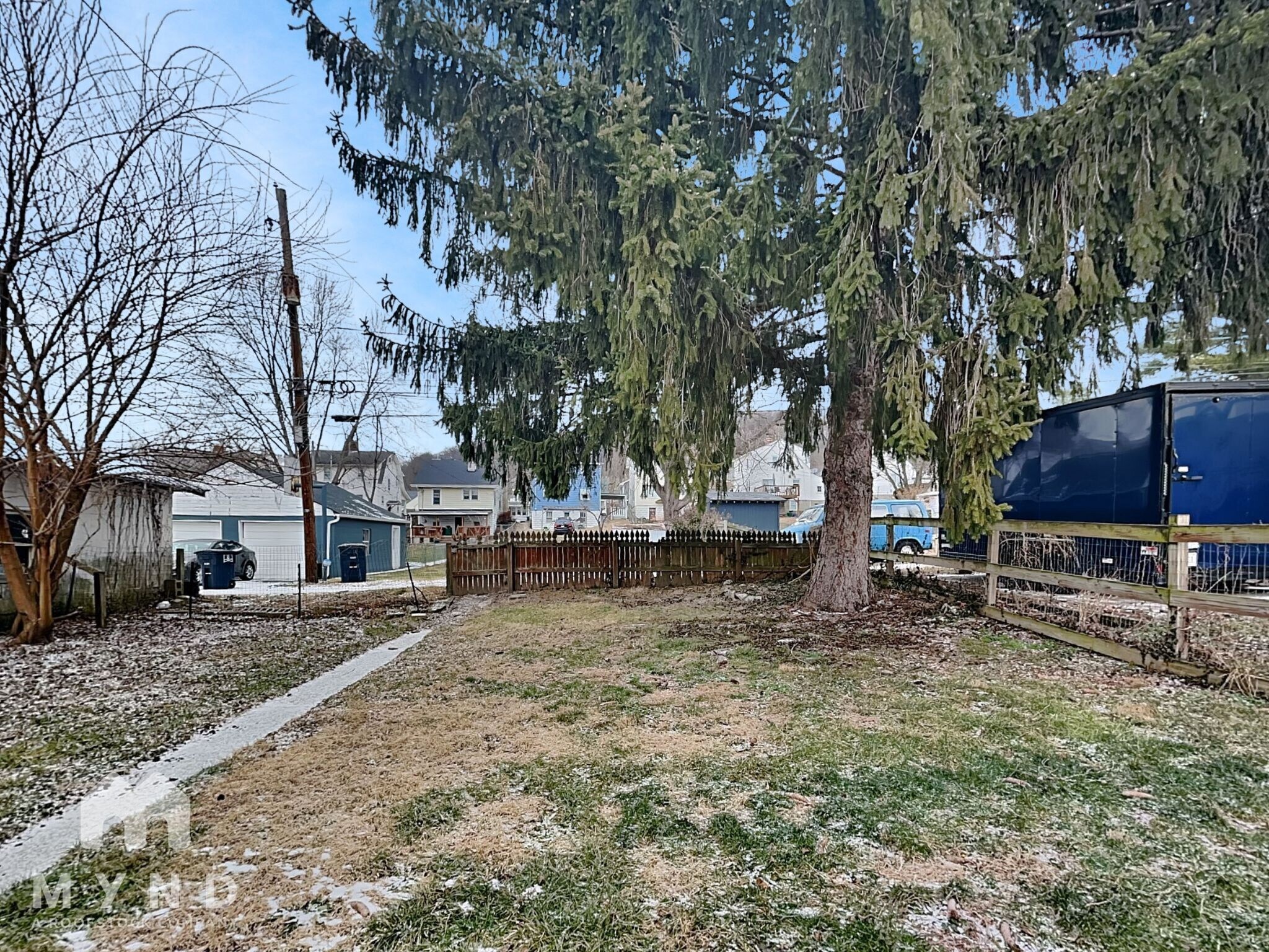 Building Photo - 215 Wilson Ave