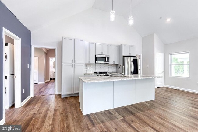 Building Photo - 1248 Generals Hwy