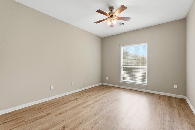 Building Photo - 4434 Mallow St