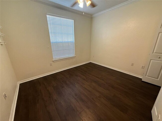 Building Photo - 875 Grand Regency Pointe