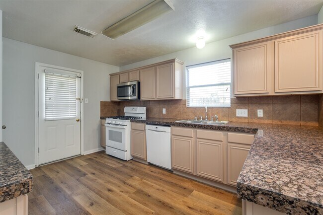 Building Photo - 14510 Windmill Meadows Ct